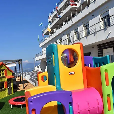 Miramare Grand Youth - 3*